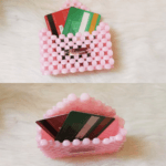 ⁦محفظة الوردة الروز _ محفظة خرز⁩ - الصورة ⁦3⁩